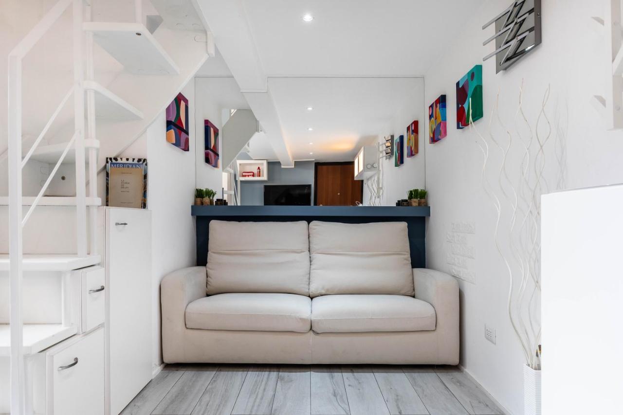 Duomo In 8 Stops Suite Deluxe Loft Mailand Exterior foto