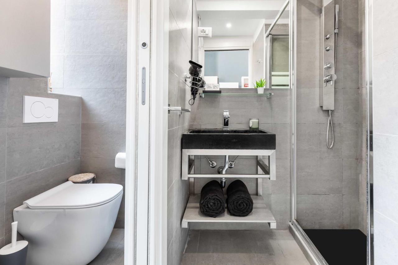 Duomo In 8 Stops Suite Deluxe Loft Mailand Exterior foto